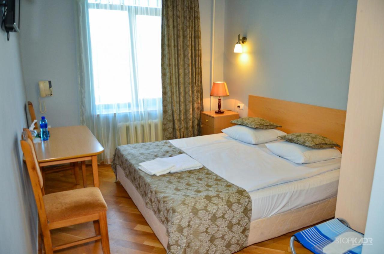 Yeghevnut Hotel Goris Esterno foto